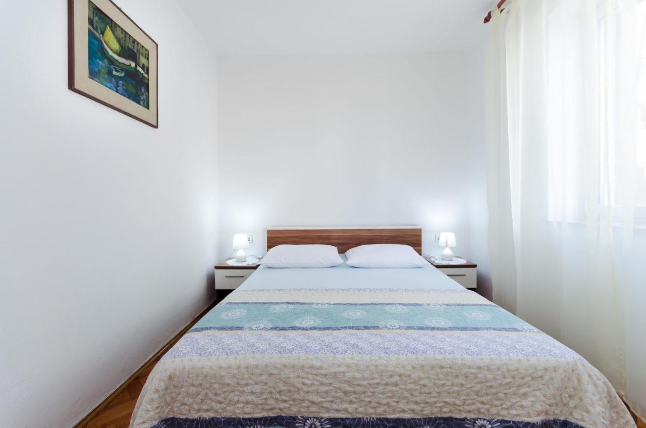 Apartment Milan Senj  Buitenkant foto