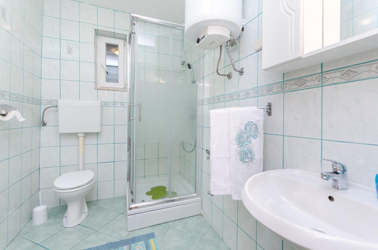 Apartment Milan Senj  Buitenkant foto