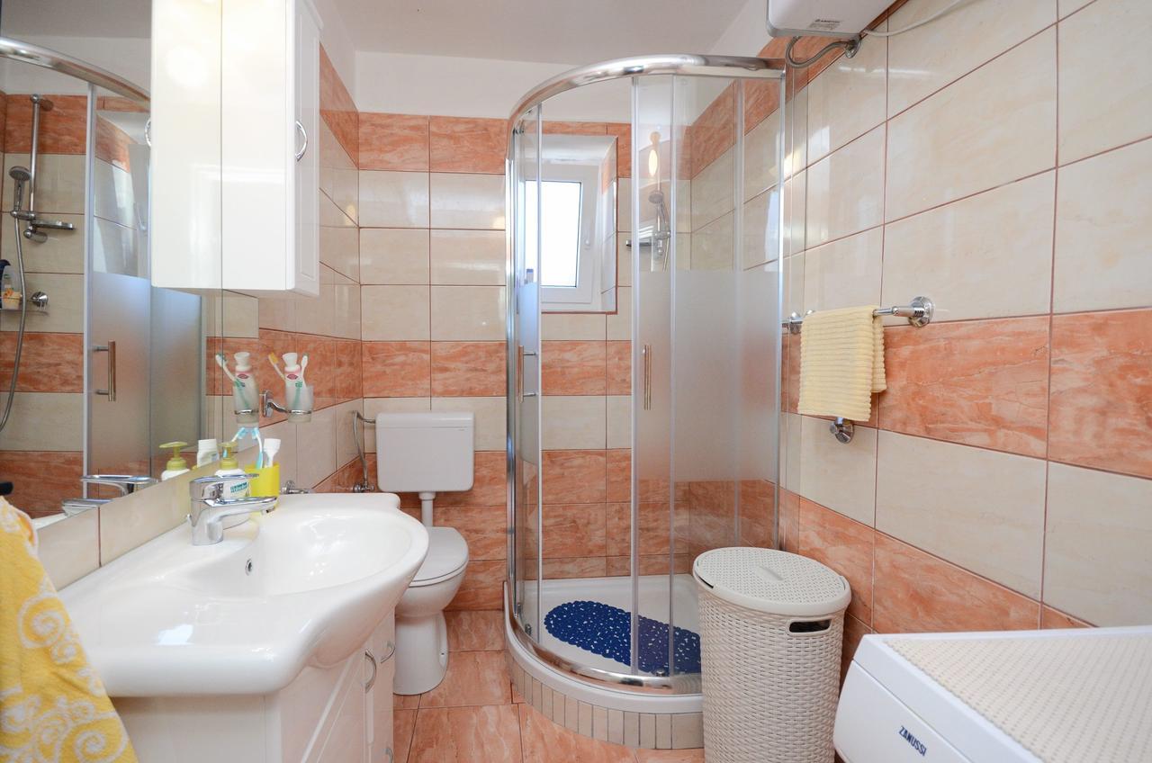 Apartment Milan Senj  Buitenkant foto