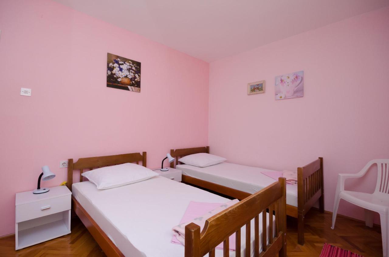 Apartment Milan Senj  Buitenkant foto