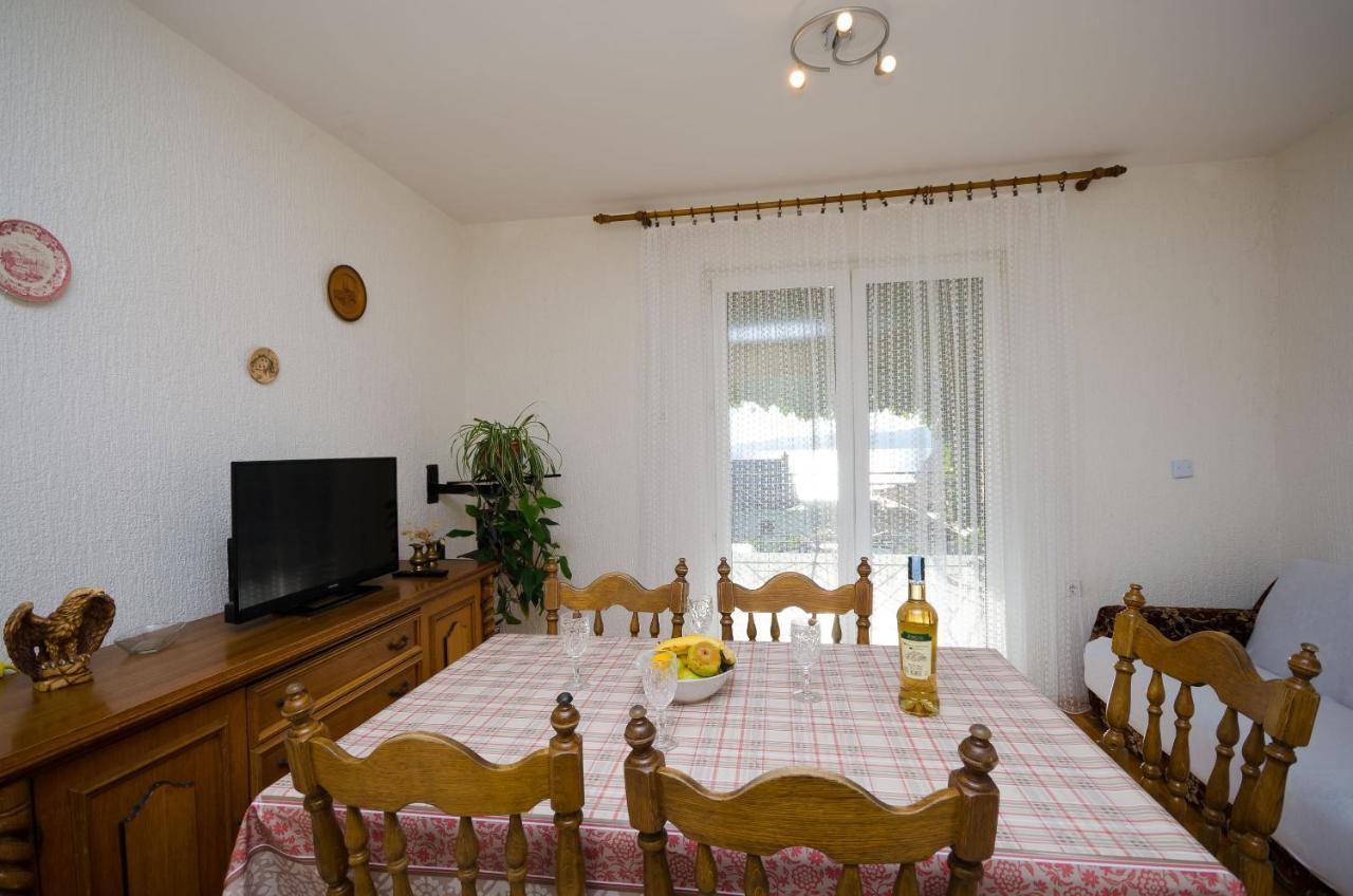 Apartment Milan Senj  Buitenkant foto