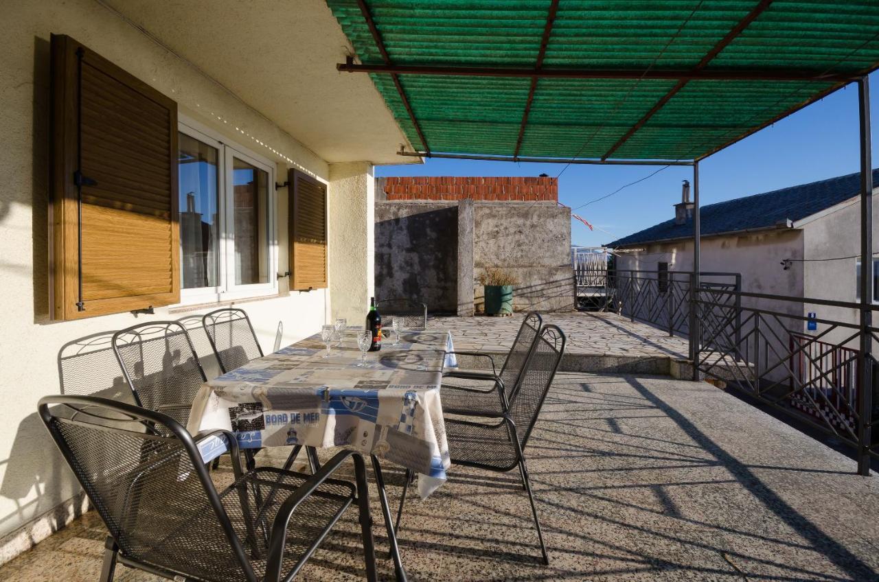 Apartment Milan Senj  Buitenkant foto
