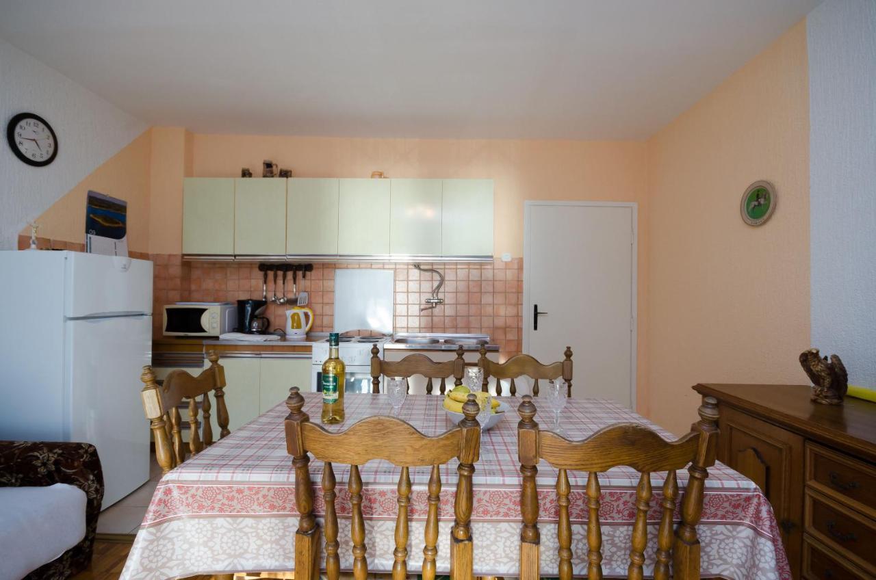 Apartment Milan Senj  Buitenkant foto