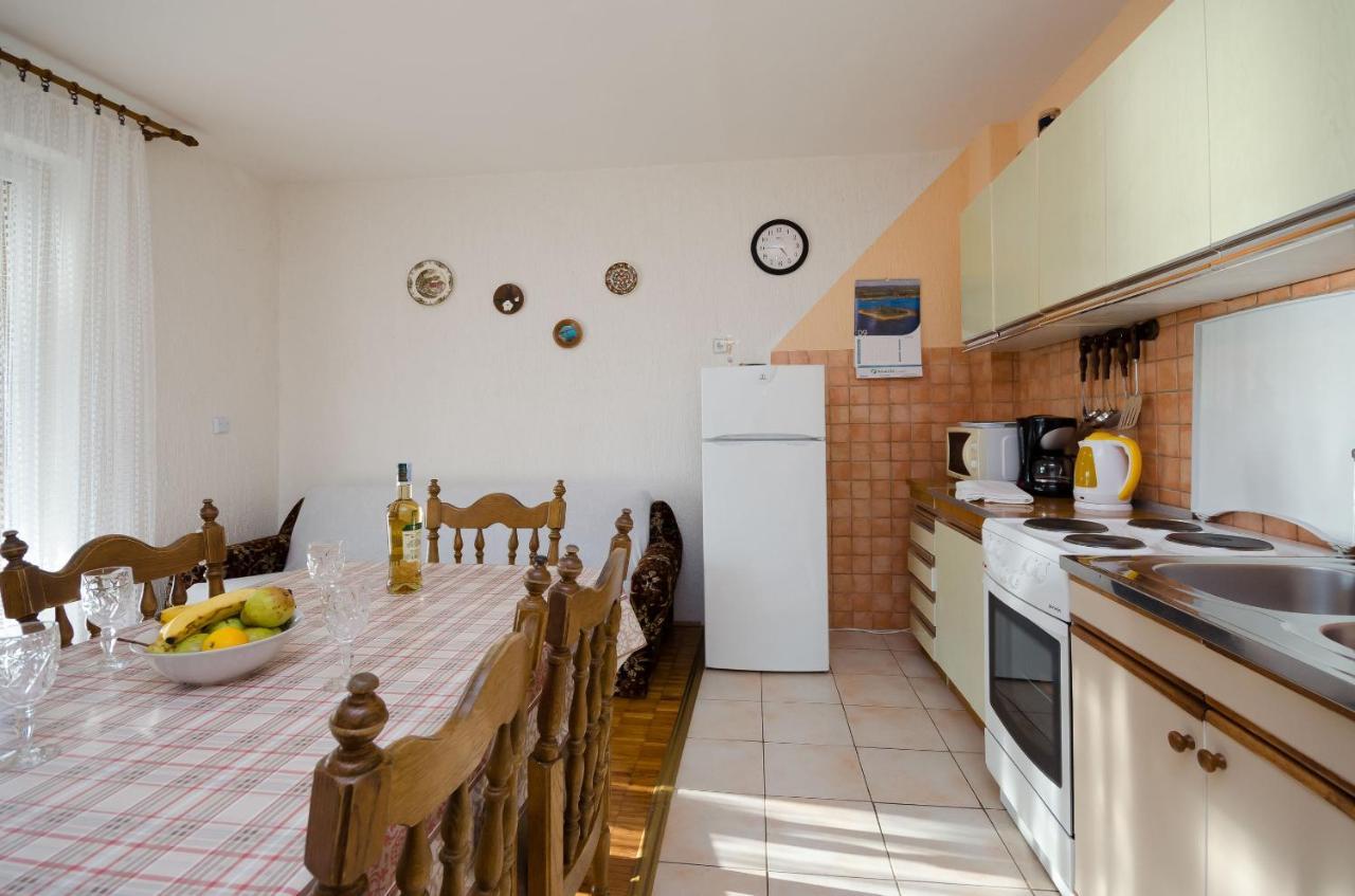 Apartment Milan Senj  Buitenkant foto